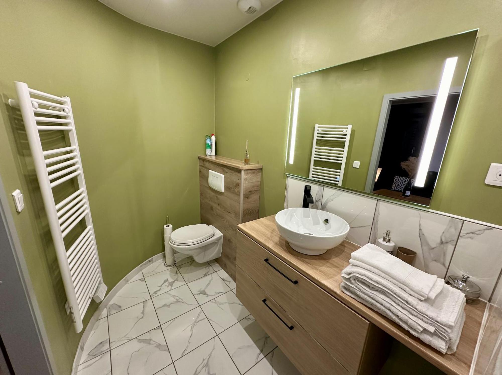 Champenois Apartment *